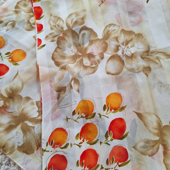 Vintage Scarf with Fruit Unbranded - Picture 5 of 6